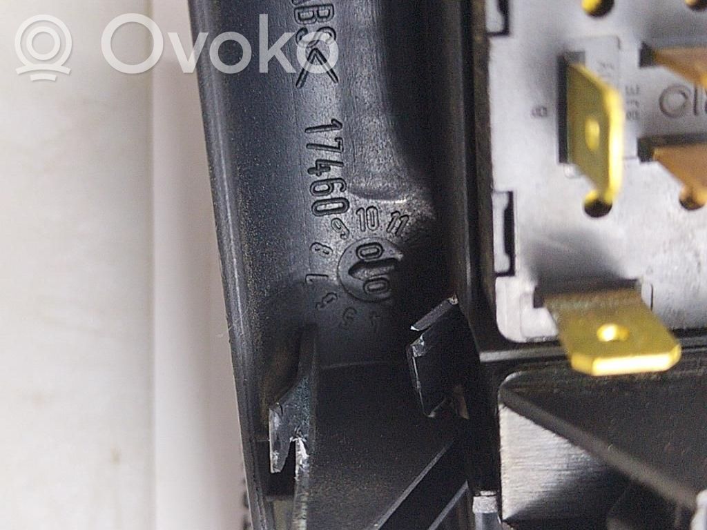 Audi A4 S4 B5 8D Interruttore di controllo dell’alzacristalli elettrico 