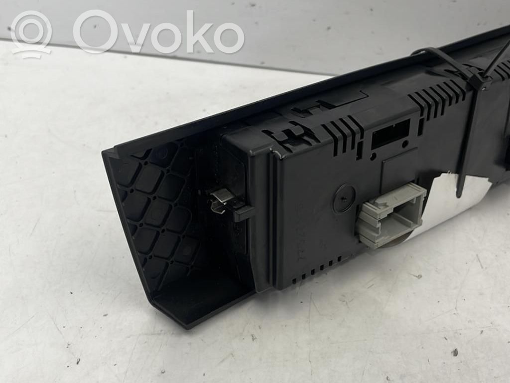 Climate control unit   64119292267