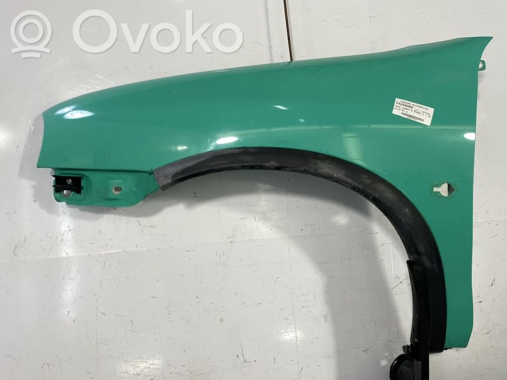 Opel Corsa B Sparnas 