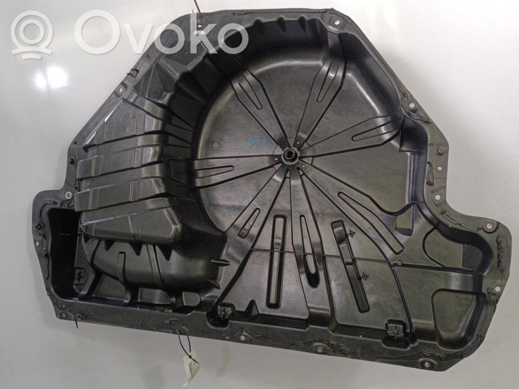 Renault Megane II Vararenkaan osion verhoilu 