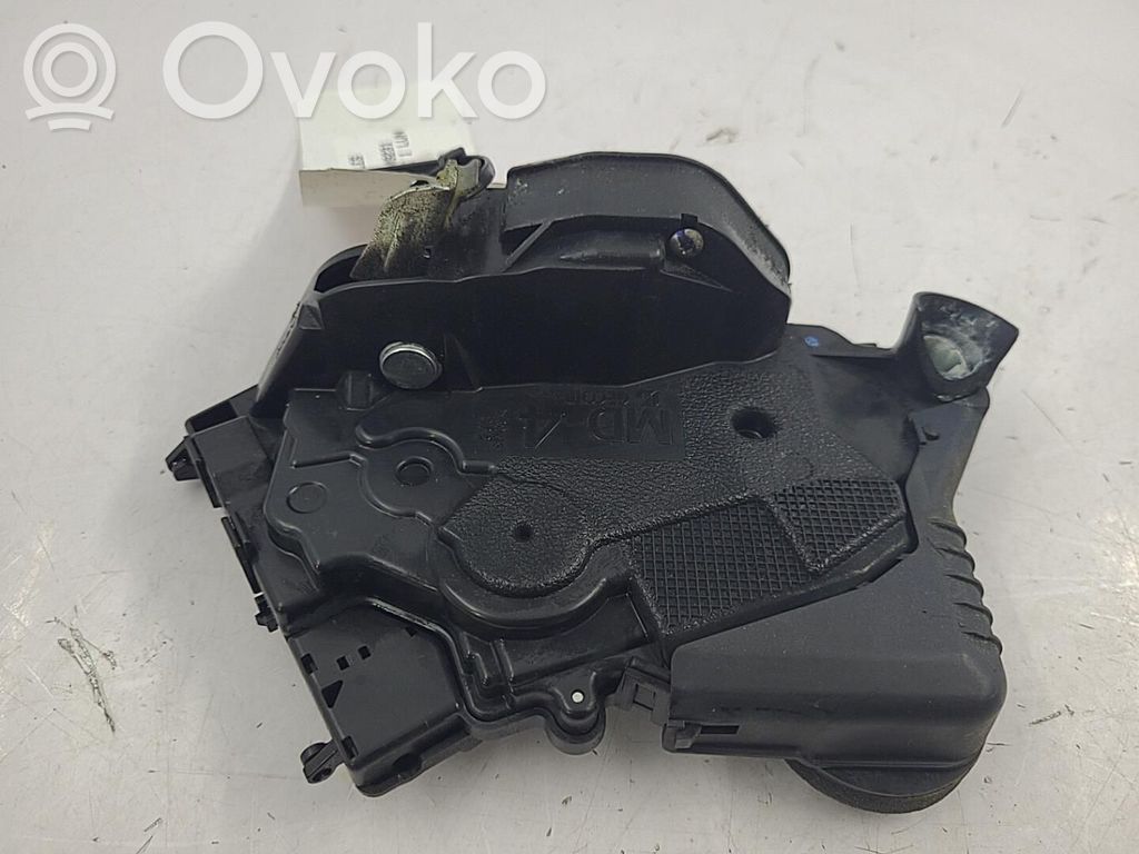 Toyota Yaris Etuoven lukko 