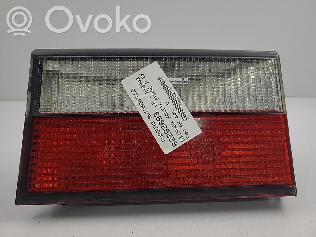 Citroen Xantia Lampă spate în capacul portbagajului 