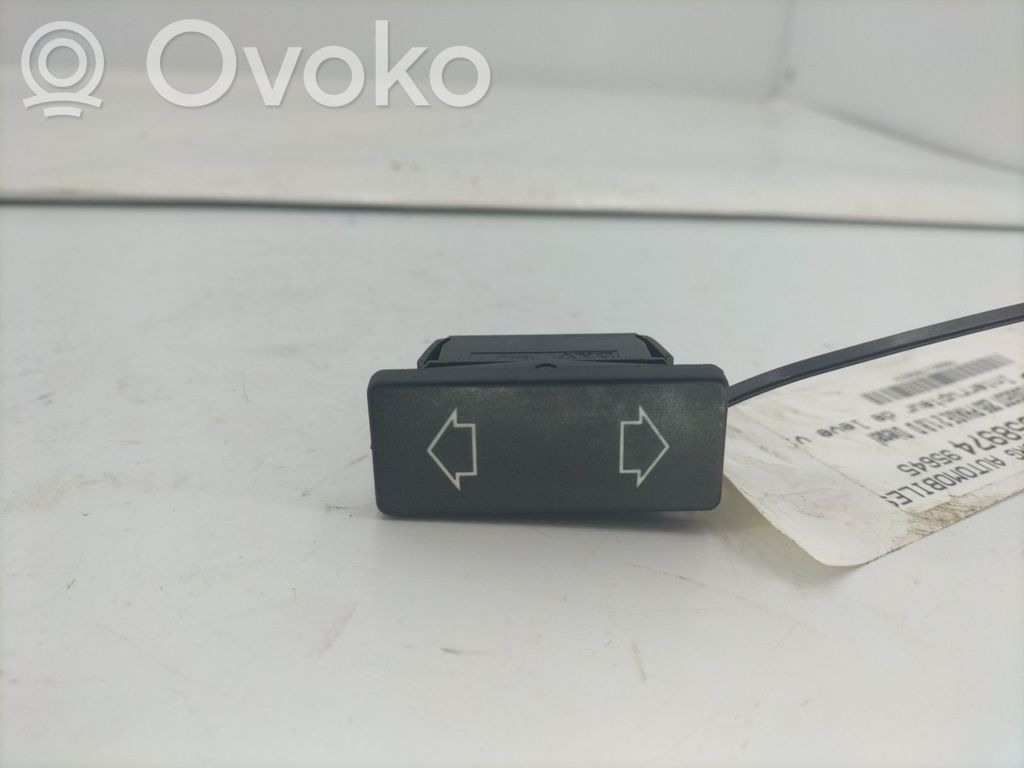 Peugeot 205 Electric window control switch 