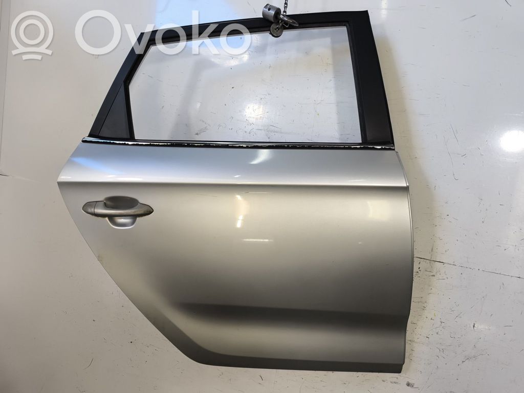 Puerta trasera   77004A4050