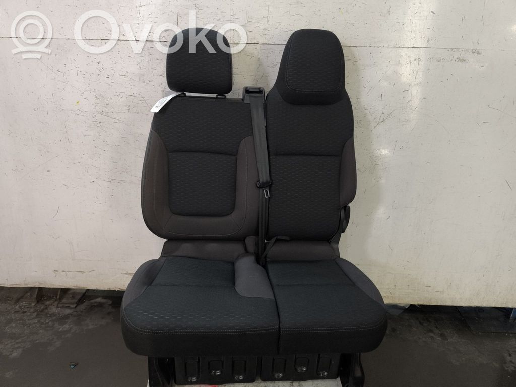 Fiat Talento Kaksoisetuistuin 
