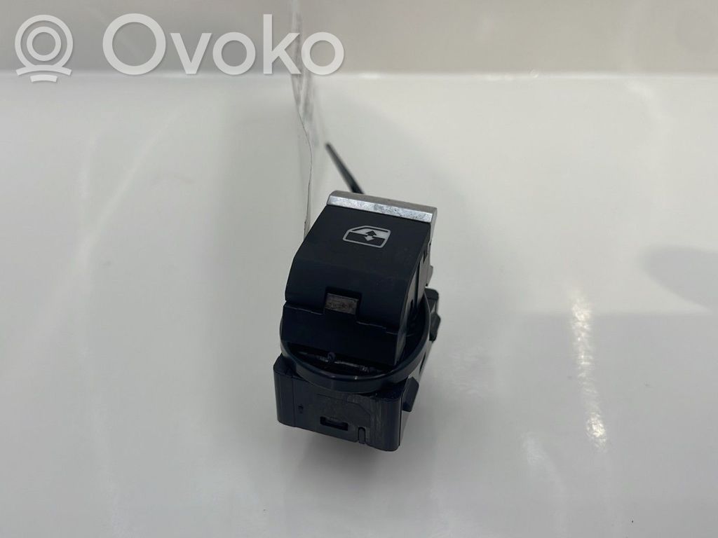 Electric window control switch   4M09598555PR