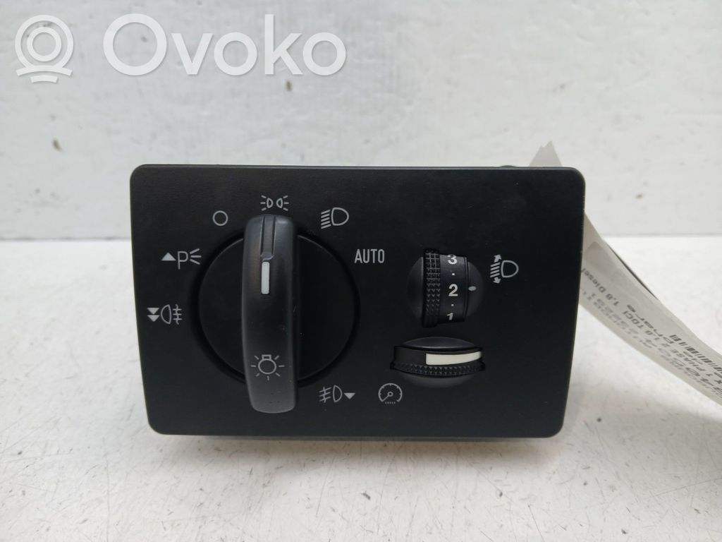 Ford C-MAX I Interruptor de luz 
