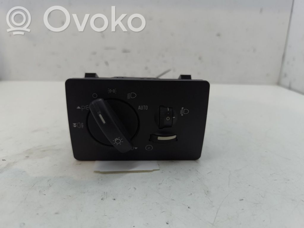 Ford C-MAX I Interruptor de luz 