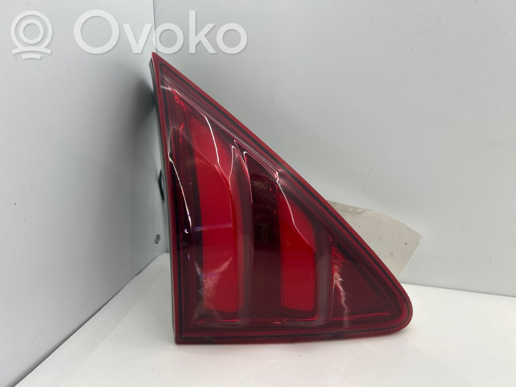 Peugeot 3008 I Takaluukun takavalot 