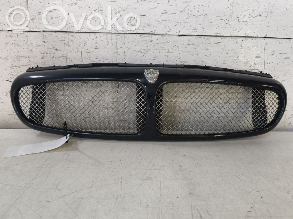 Jaguar X-Type Front grill 