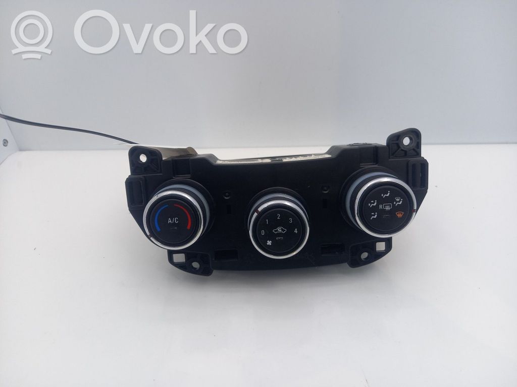Climate control unit   42614202
