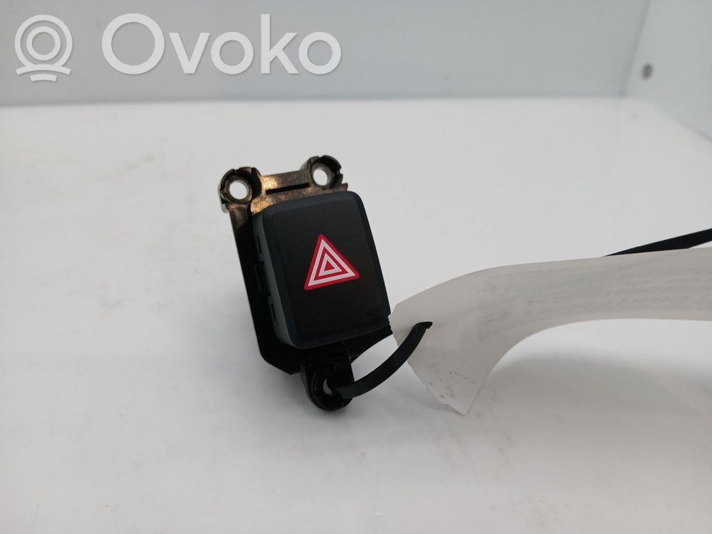 Hazard light switch   93790A2100WK