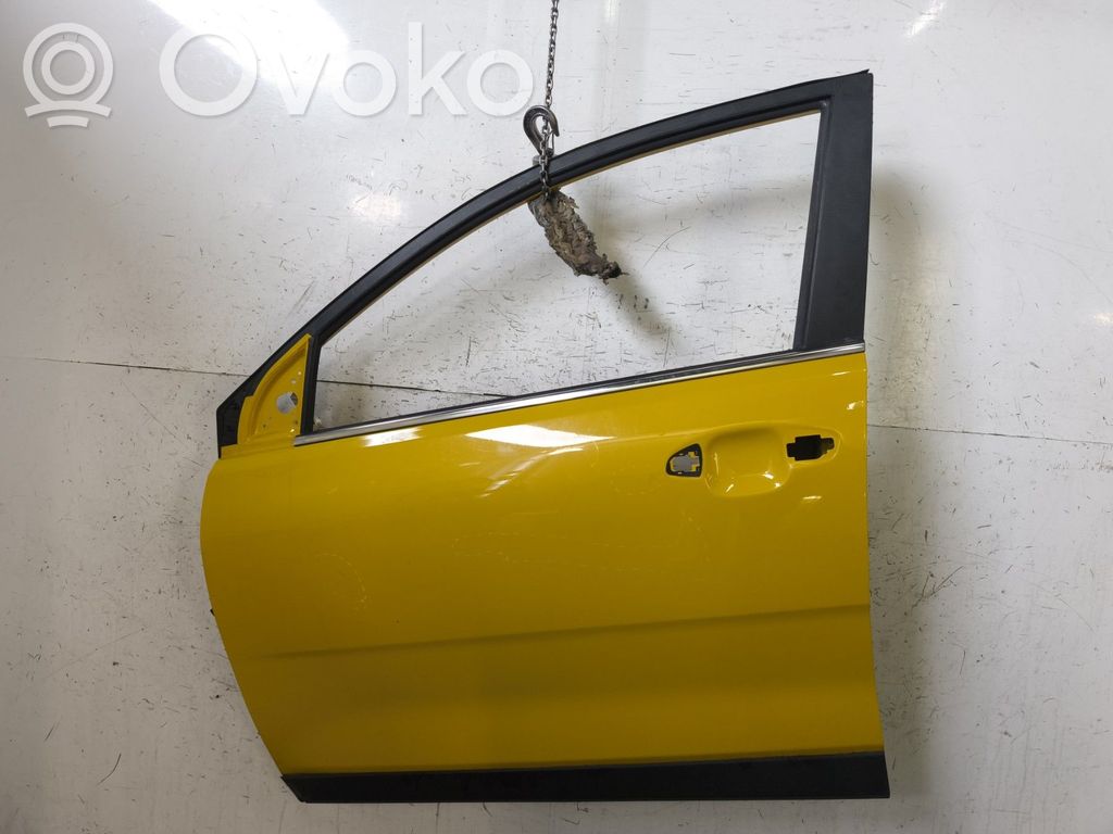 KIA Stonic Дверь 