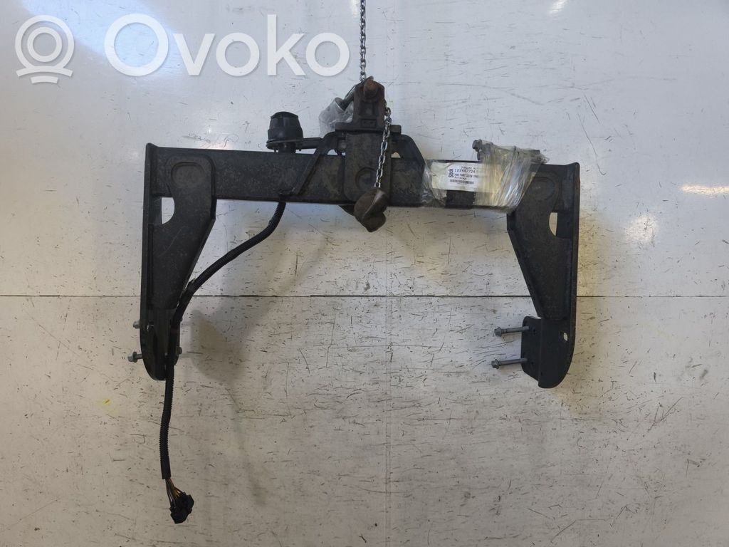 Ford Transit Custom Āķa komplekts 