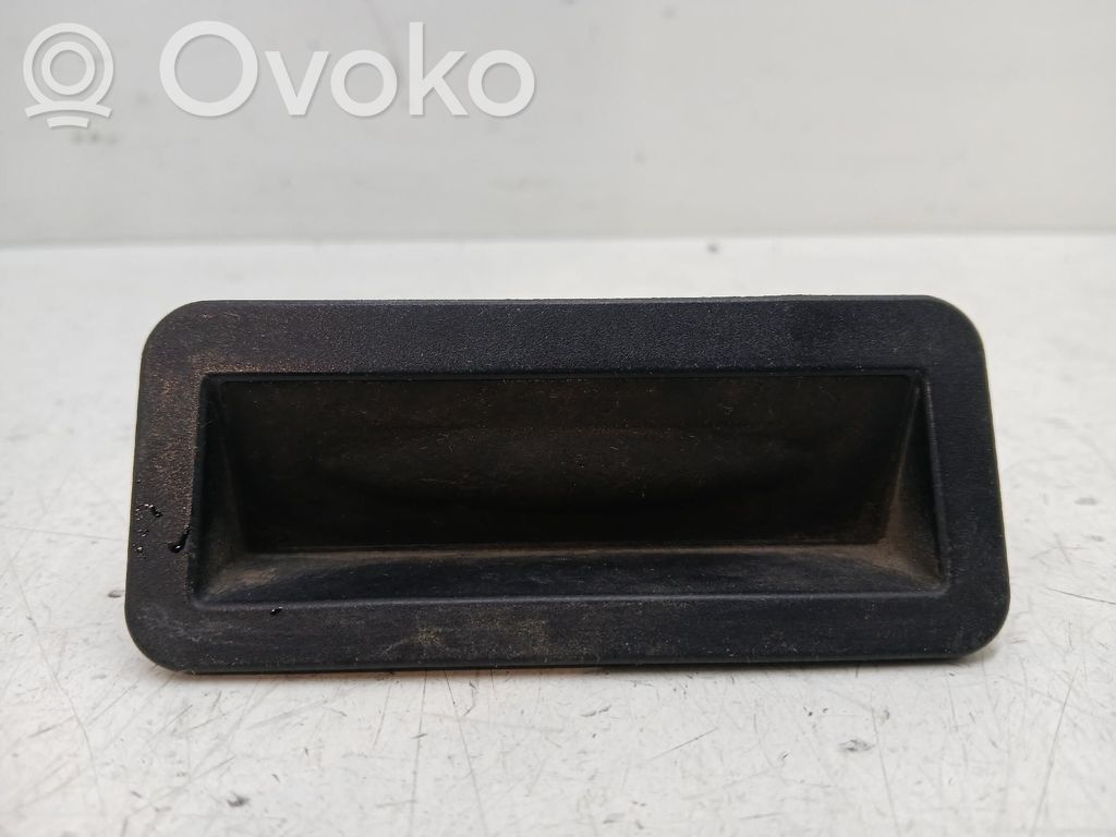 Tailgate opening switch   1376687