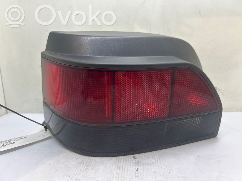 Renault Clio I Lampa tylna