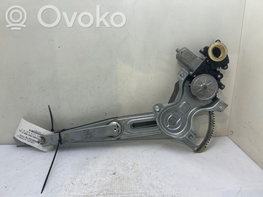 Toyota Auris E180 Regulador de puerta delantera con motor