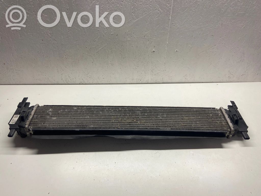 Volkswagen Touran III Coolant radiator 