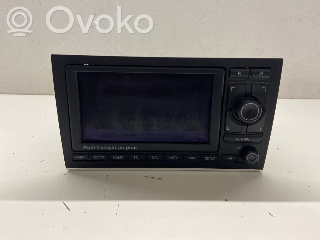 Audi A4 S4 B7 8E 8H Unidad delantera de radio/CD/DVD/GPS 