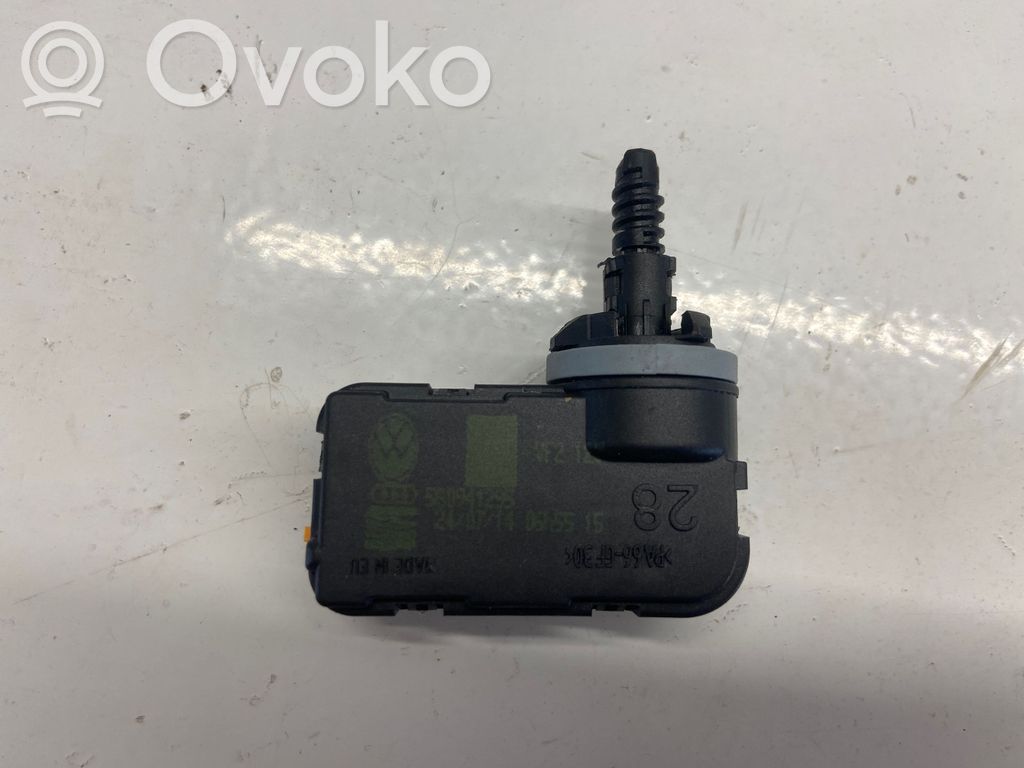 Volkswagen PASSAT B8 Silniczek regulacji świateł 