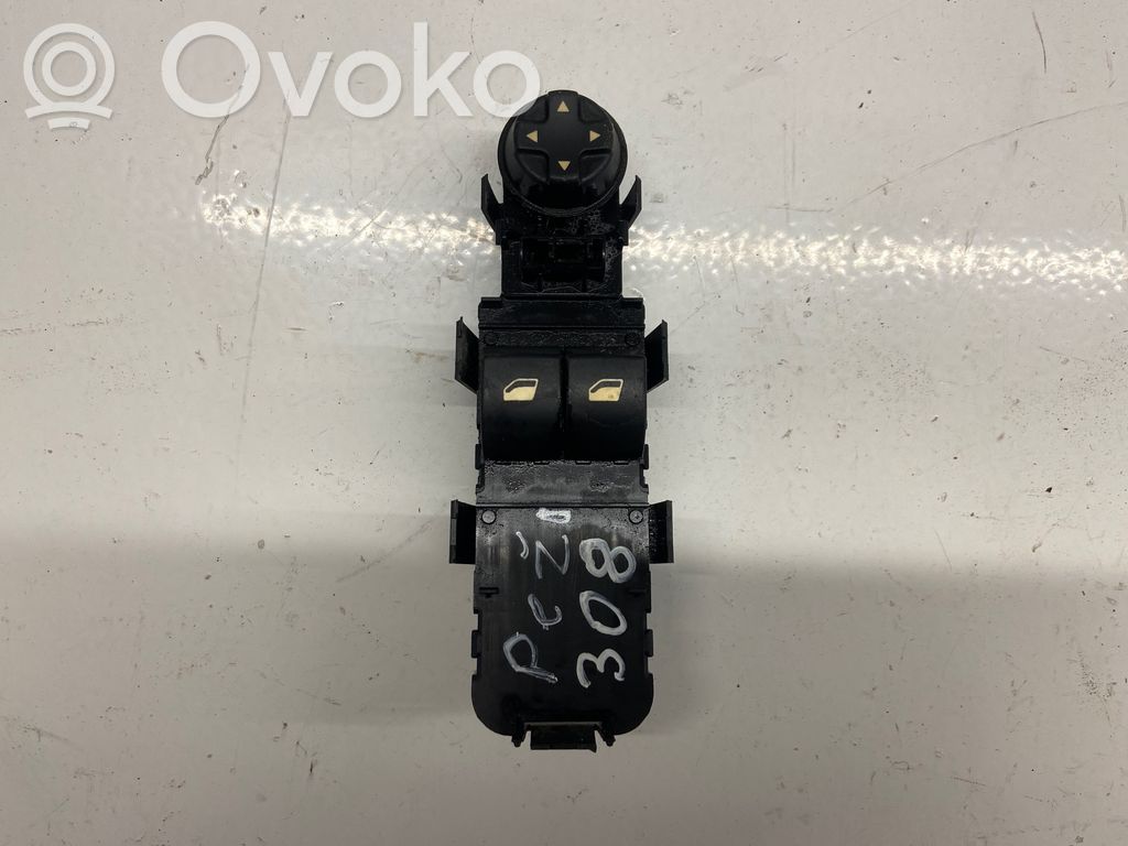 Peugeot 308 Electric window control switch 