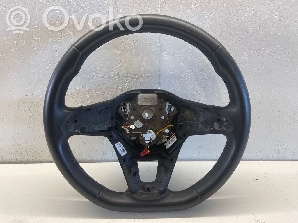 Volkswagen PASSAT B8 Ohjauspyörä 