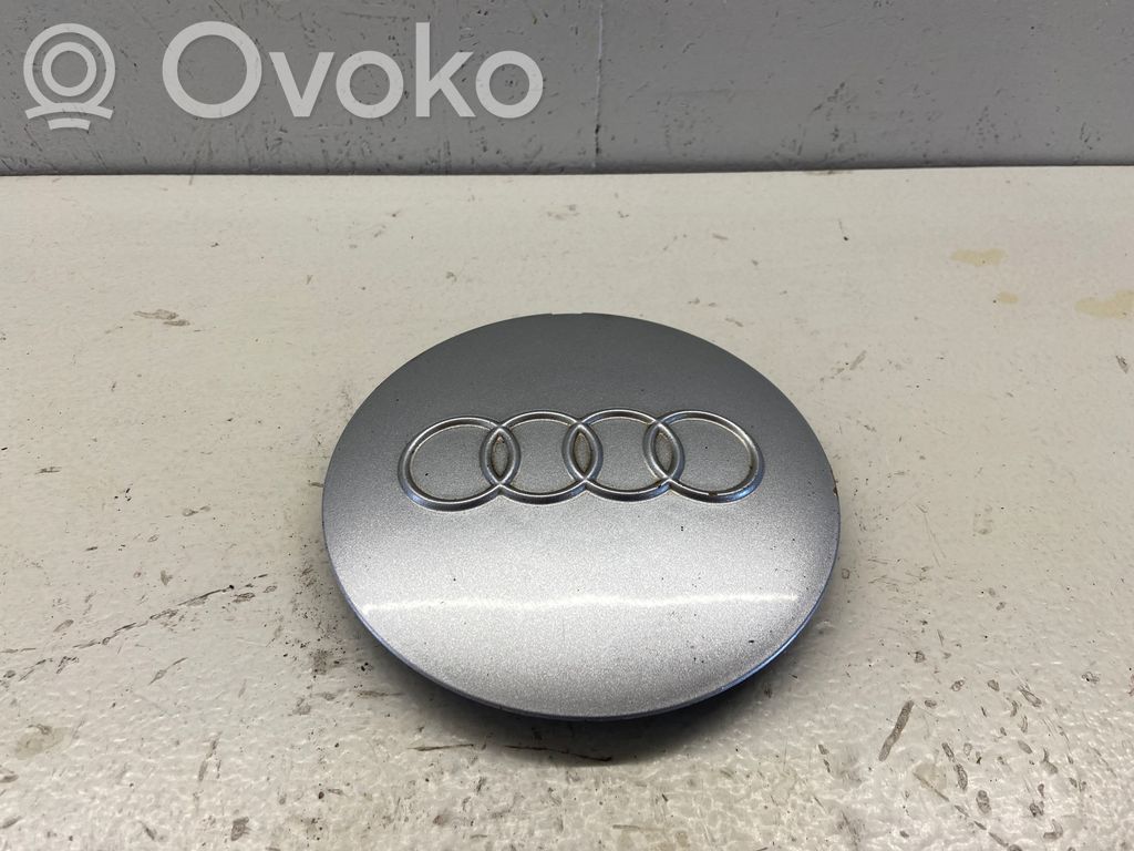 Audi A4 S4 B5 8D Tapacubos original de rueda 