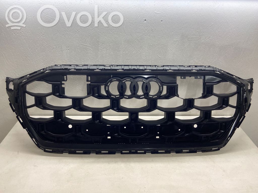 Audi RS Q8 Etusäleikkö 