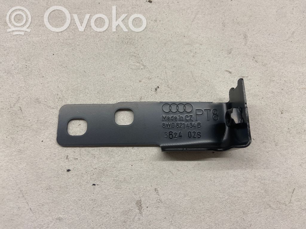 Audi A4 S4 B9 8W Uchwyt / Mocowanie błotnika przedniego 