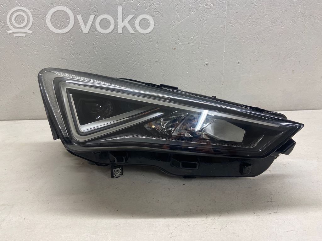 Seat Tarraco Lampa przednia 