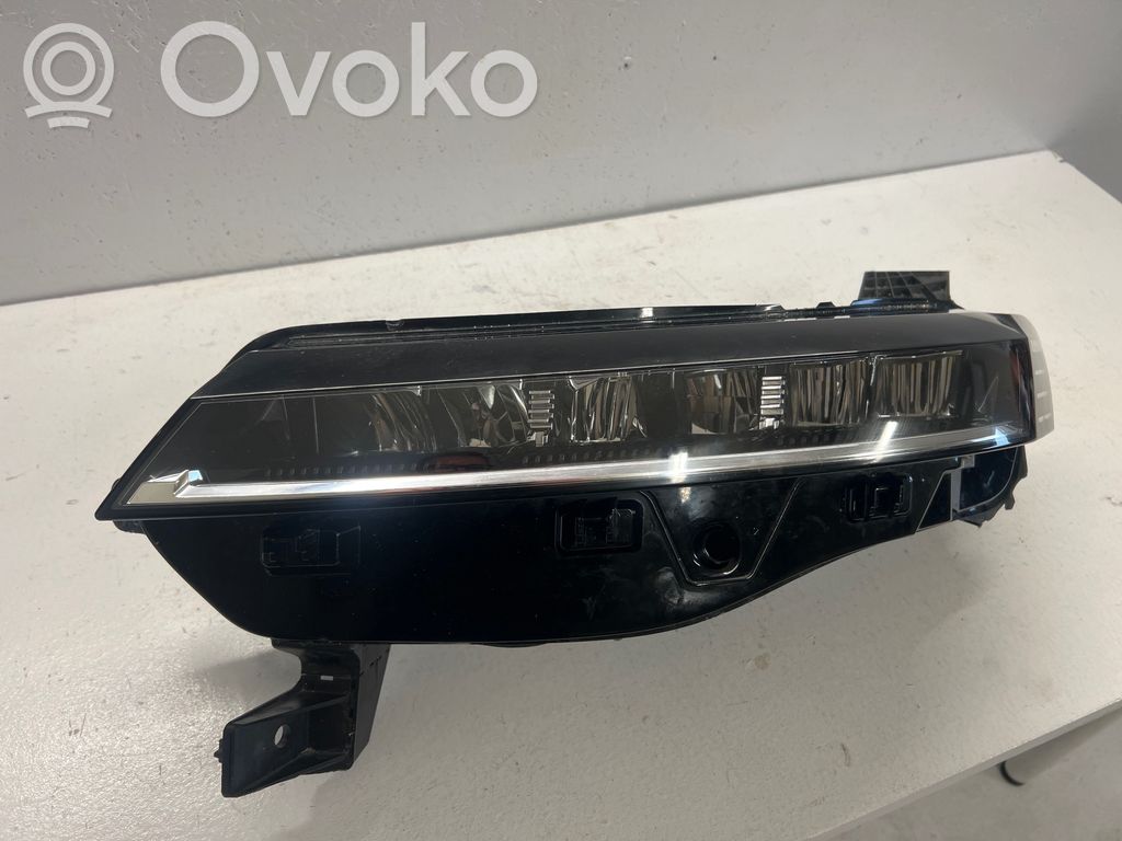 Renault Megane E-Tech Headlight/headlamp 