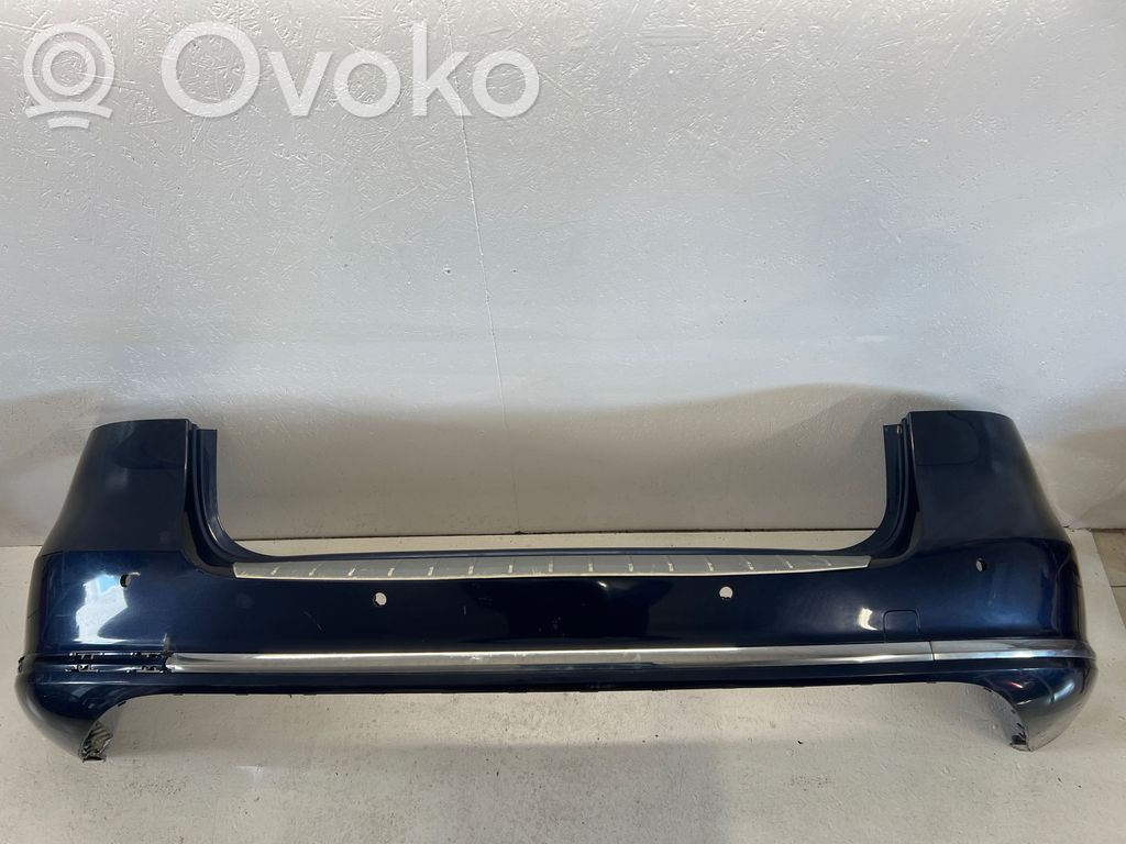 Volkswagen PASSAT B7 Parachoques 
