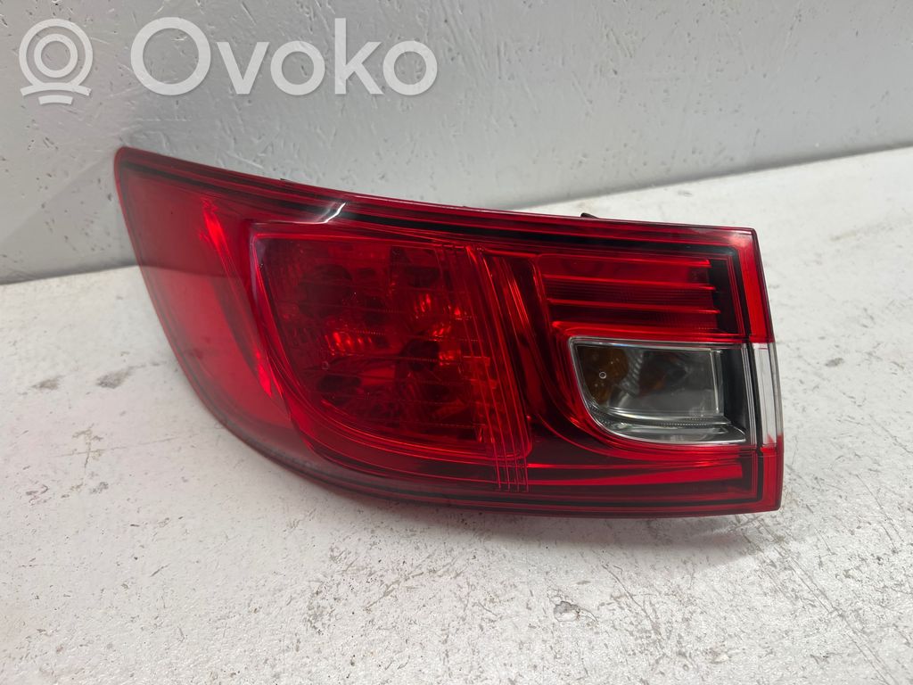 Renault Clio IV Rear/tail lights 