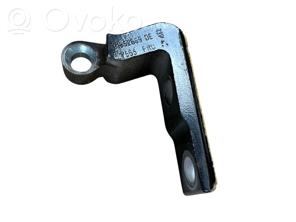 Front door upper hinge   31352689