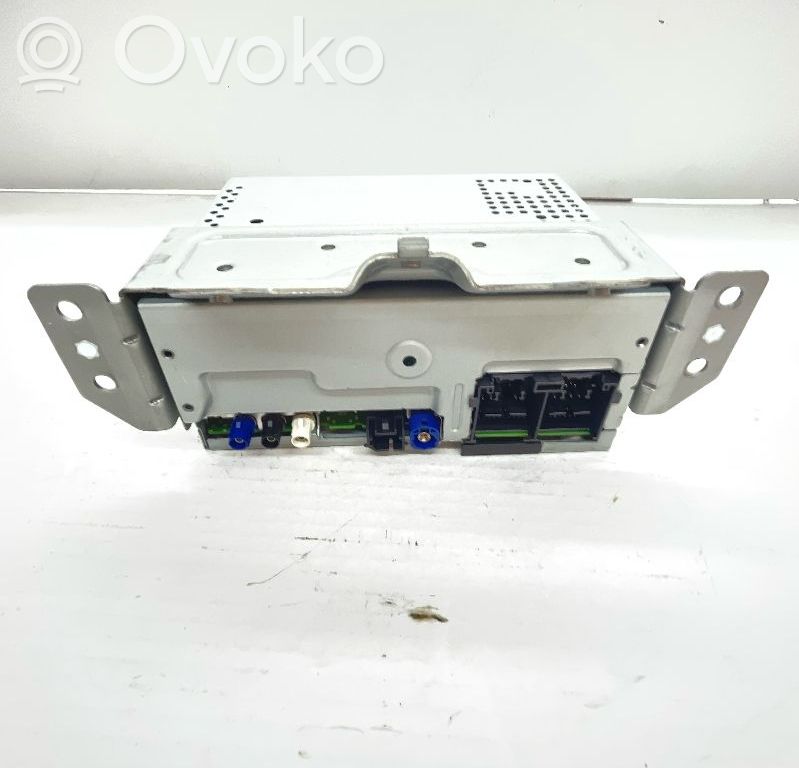 Ford Fiesta Panel / Radioodtwarzacz CD/DVD/GPS 