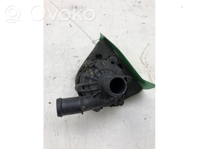 Water pump   4KE121601