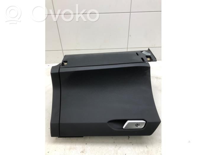Glove box set   4KL857035A