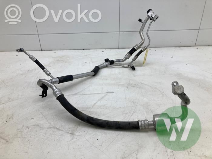 Ilmastointilaitteen putki (A/C)   T416231100