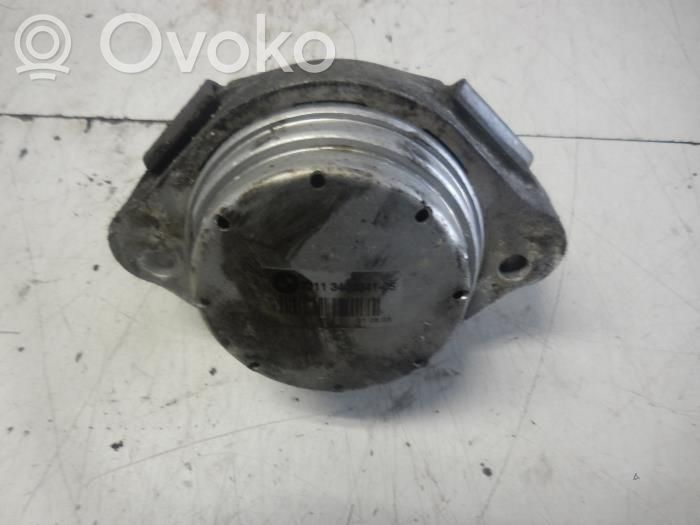 Engine mounting bracket   22113400341