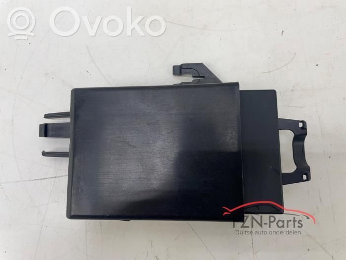 Inne komputery / moduły / sterowniki   4K0907687