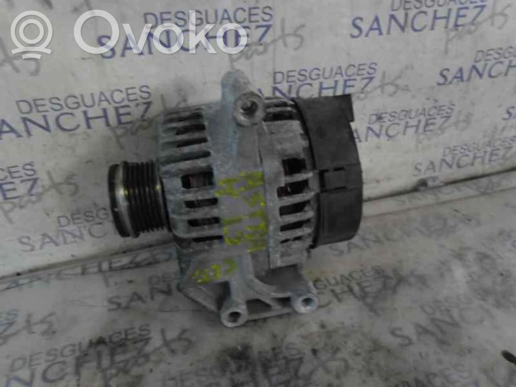Opel Astra H Alternador 