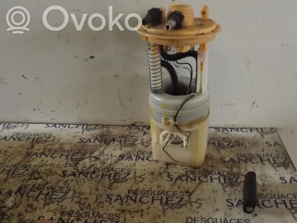 Bomba interna de combustible   A4544700094