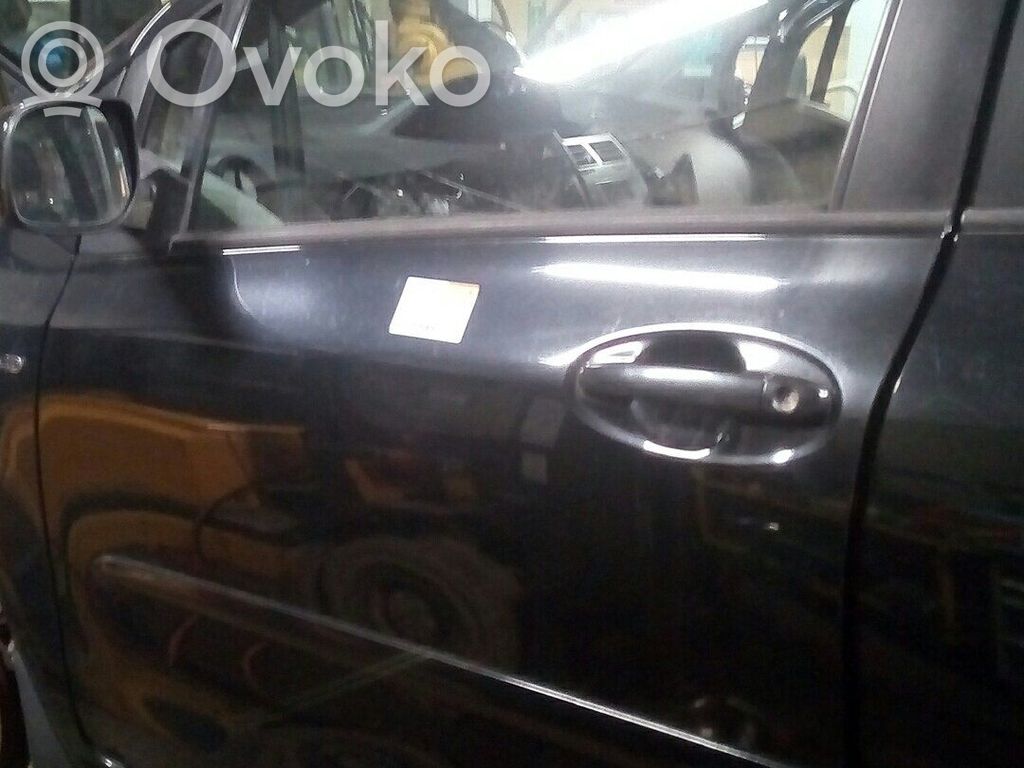 Toyota Yaris Puerta delantera 