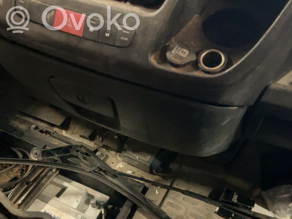 Fiat Ducato Compartimiento/consola central del panel 