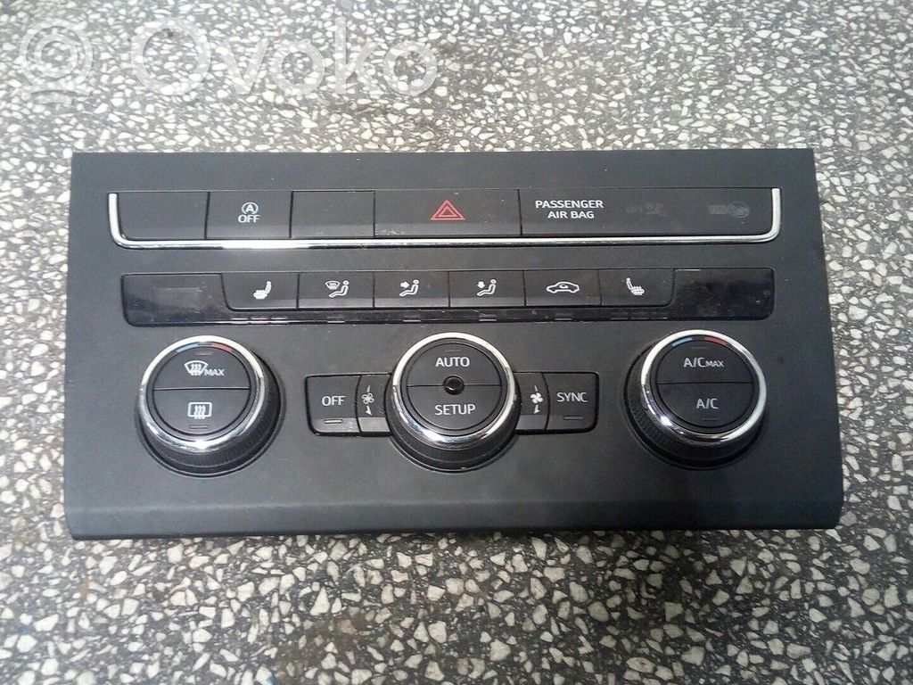 Seat Leon (5F) Climate control unit 
