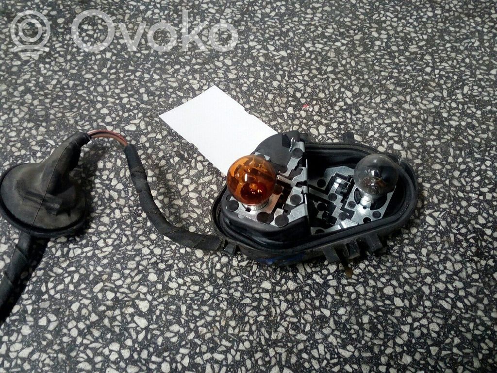 Seat Leon (5F) Takavalon polttimo 
