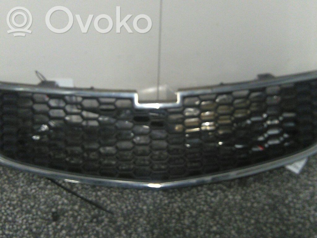 Chevrolet Spark Front grill 