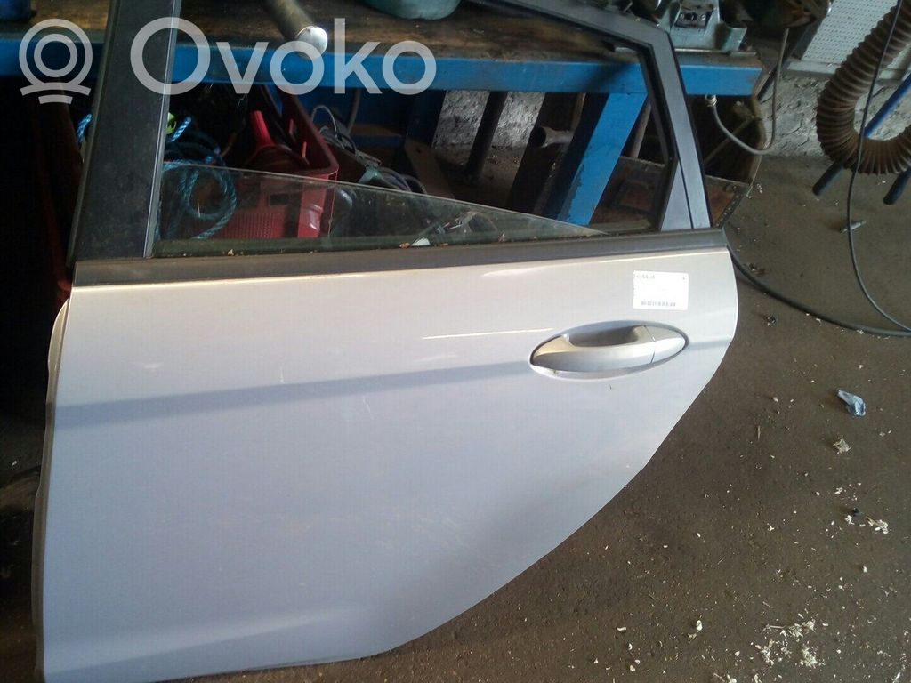 Ford Fiesta Puerta trasera 