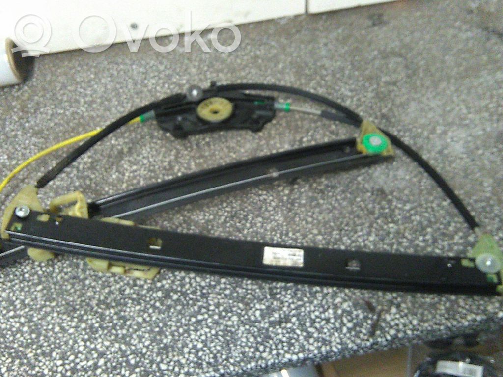 Elektryczny podnośnik szyby drzwi przednich   HFSTCHEJSTILEL,8K0837462B