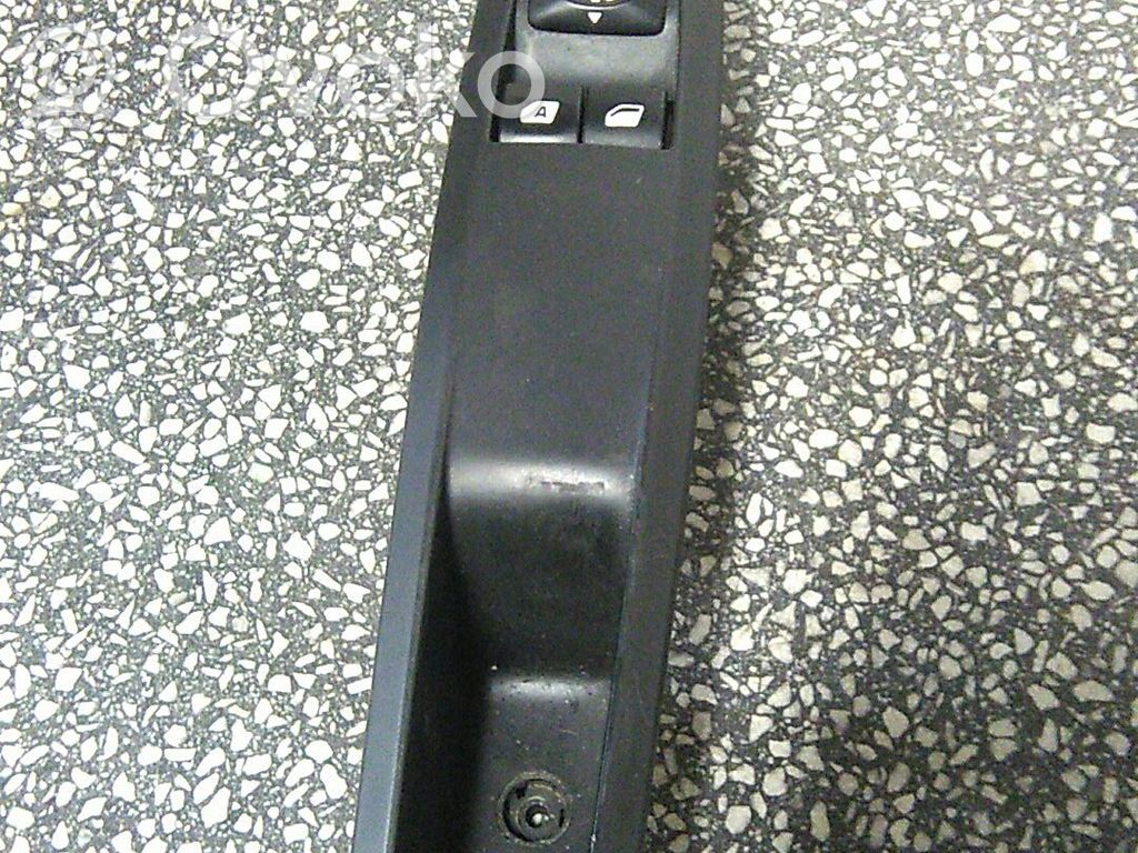 Citroen DS3 Electric window control switch 